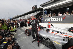 Обладатель поула Уилл Пауэр, Team Penske Chevrolet
