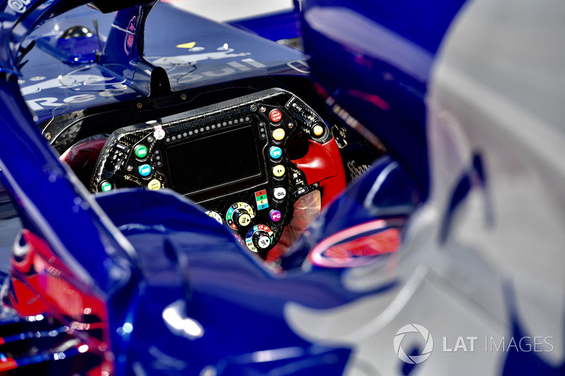 Scuderia Toro Rosso STR13 steering wheel
