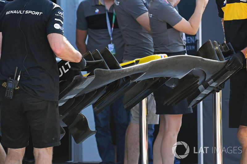 Переднее крыло Renault Sport F1 Team