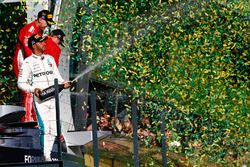 Победитель Себастьян Феттель, Ferrari, второе место – Льюис Хэмилтон, Mercedes AMG F1, третье место – Кими Райкконен, Ferrari