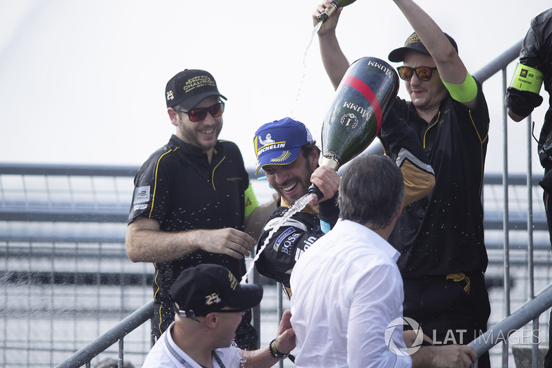 Jean-Eric Vergne, Techeetah, avec le champagne sur le podium