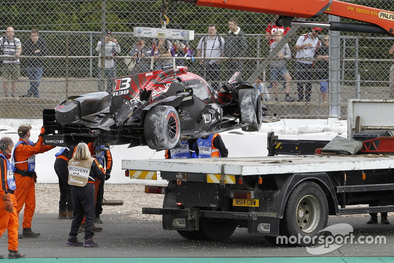 La voiture #1 Rebellion Racing Rebellion R-13: Andre Lotterer, Neel Jani, Bruno Senna après son crash