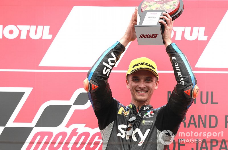Podio: il vincitore della gara Luca Marini, Sky Racing Team VR46