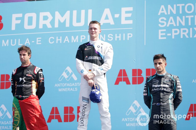 Race winner Maximilian Günther, BMW I Andretti Motorsports on the podium with Antonio Felix da Costa, DS Techeetah, 2nd position, Mitch Evans, Jaguar Racing, 3rd position