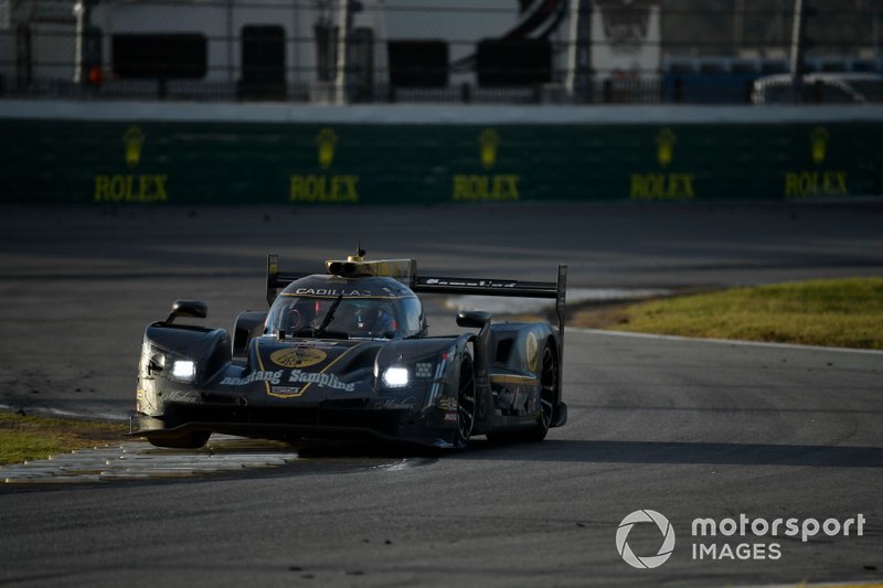 #5 Mustang Sampling Racing / JDC-Miller MotorSports Cadillac DPi, DPi: Sebastien Bourdais, Loic Duval, Joao Barbosa