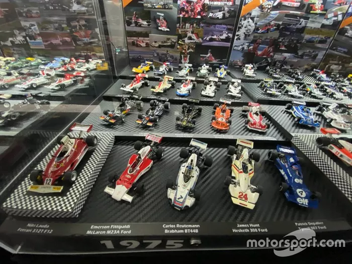 Colección de coches miniatura de F1