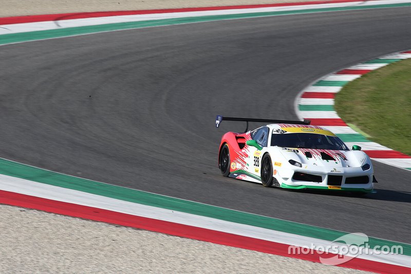 #328 Ferrari 488 Challenge, Ferrari of Palm Beach: Brian Davis