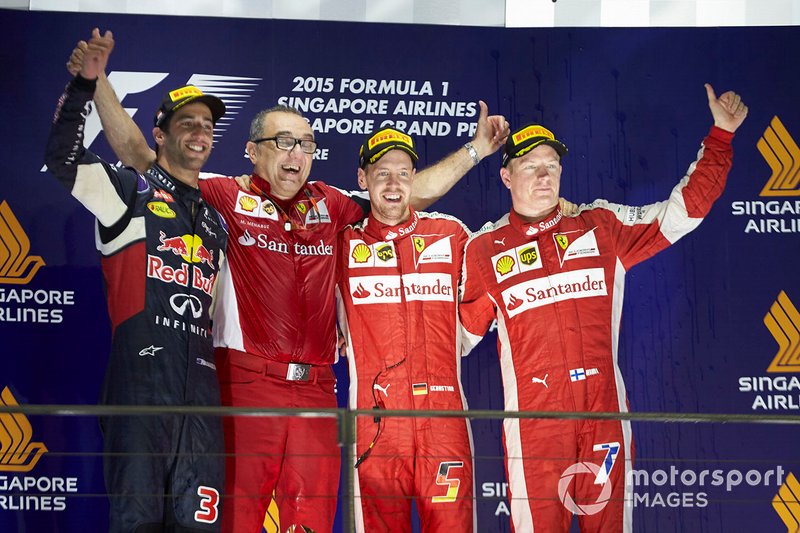 Podium : le vainqueur Sebastian Vettel, Ferrari, le deuxième Daniel Ricciardo, Red Bull Racing, et le troisième Kimi Raikkonen, Ferrari