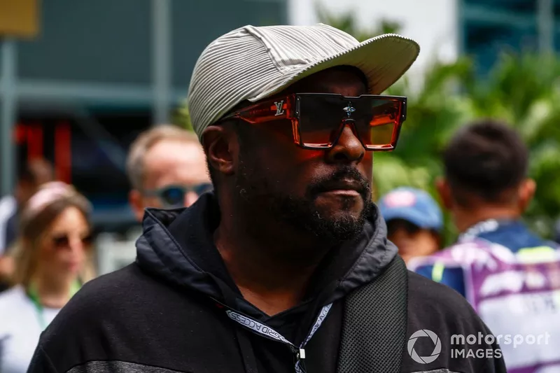 will.i.am, rappeur, dans le Paddock 