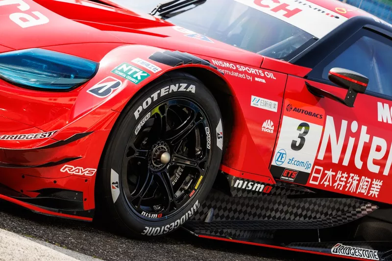 #3 Niterra MOTUL Z
