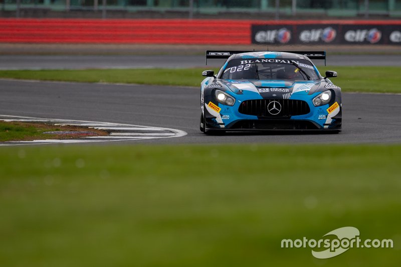 #90 Akka ASP Team Mercedes-AMG GT3: Nico Bastian, Timur Bogulavskiy, Felipe Fraga