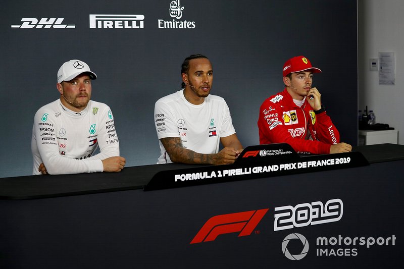 Valtteri Bottas, Mercedes AMG F1, Lewis Hamilton, Mercedes AMG F1, and Charles Leclerc, Ferrari, in the post Qualifying Press Conference