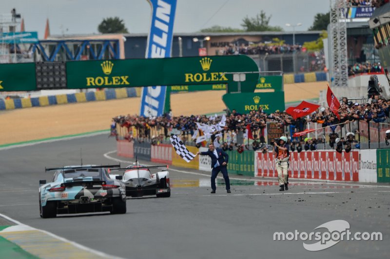 Winner #8 Toyota Gazoo Racing Toyota TS050: Sébastien Buemi, Kazuki Nakajima, Fernando Alonso