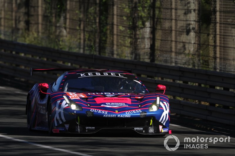 #83 Kessel Racing Ferrari 488 GTE Manuela Gostner, Rahel Frey, Michelle Gatting