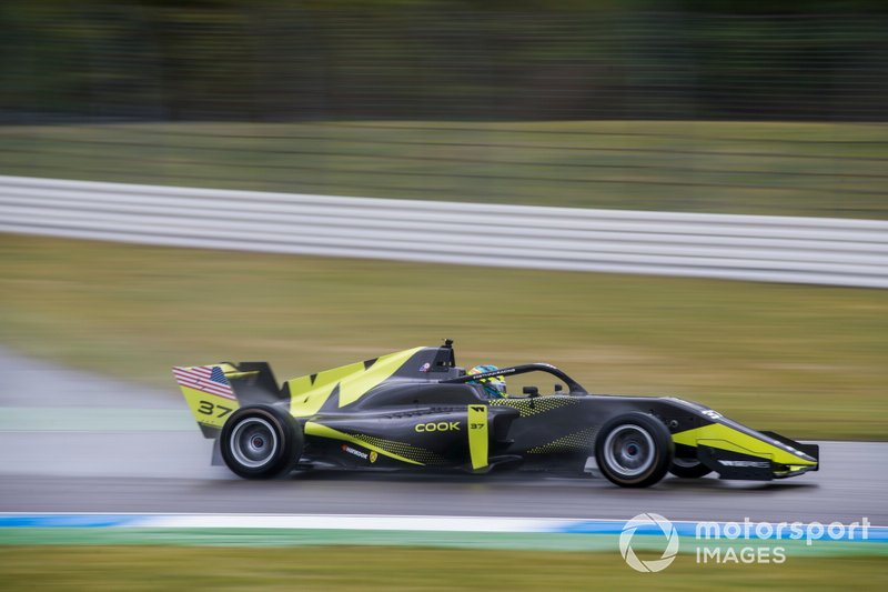 Diaporama - Sabré Cook à Hockenheim