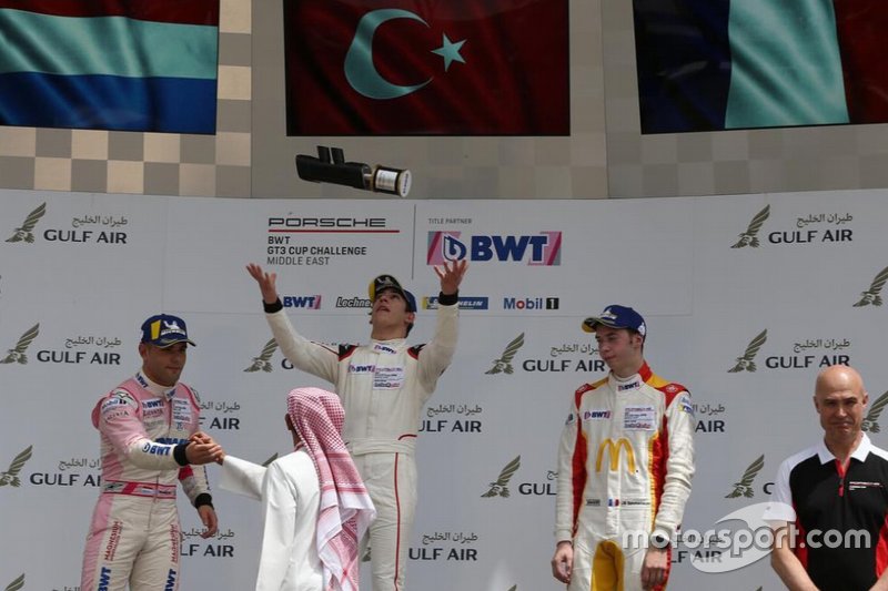 Podyum: Yarış galibi Berkay Besler, Toksport WRT, Porsche 911 GT3