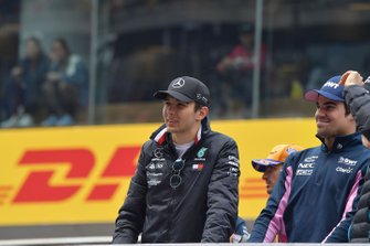Esteban Ocon, Mercedes AMG F1, Lance Stroll, Racing Point, pilotlar geçit töreninde