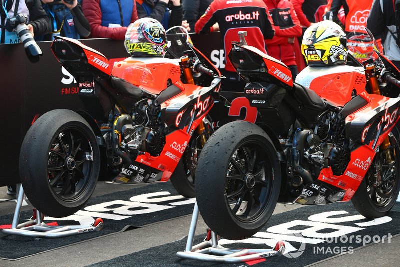 Motos de Chaz Davies, Aruba.it Racing-Ducati Team, Alvaro Bautista, Aruba.it Racing-Ducati Team