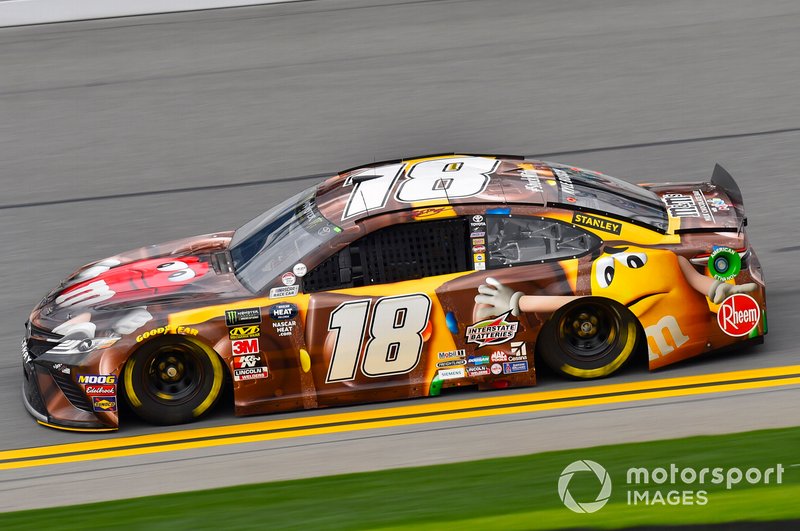 31. Kyle Busch, Joe Gibbs Racing, Toyota Camry