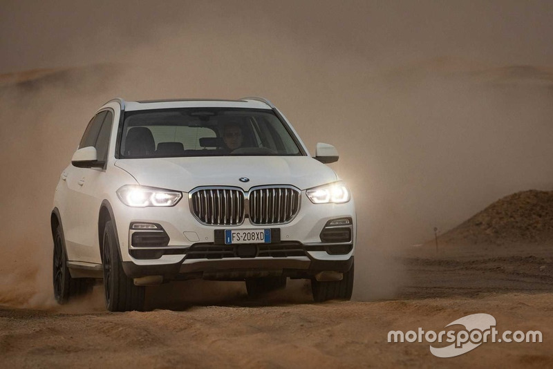 BMW X5, трасса «Монца» в Сахаре