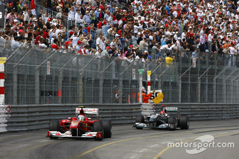 Fernando Alonso, Ferrari F10, Michael Schumacher, Mercedes GP W01