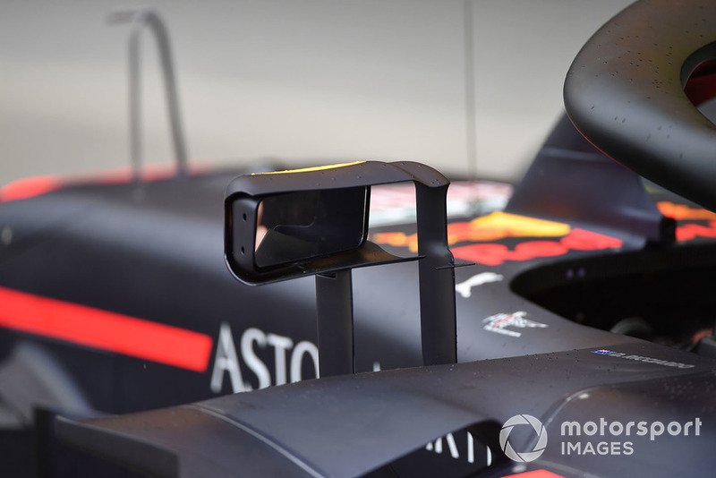 Retrovisor no Red Bull Racing RB14
