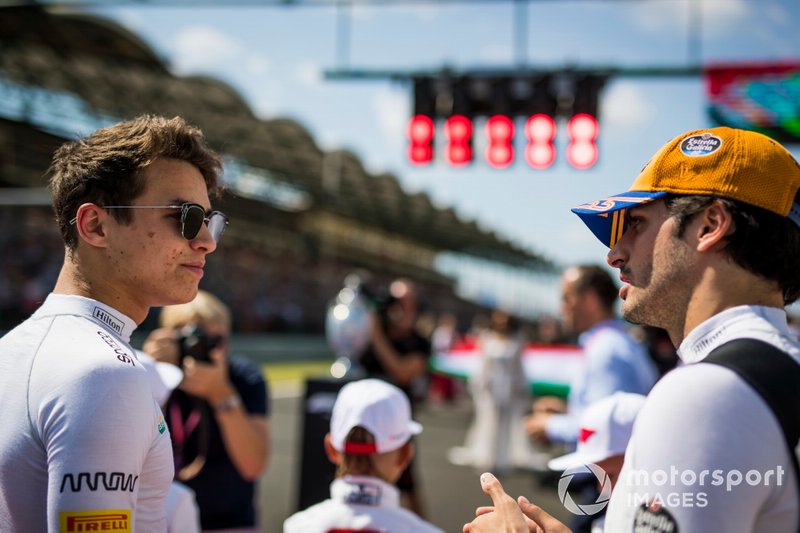 Lando Norris, McLaren, Carlos Sainz Jr., McLaren