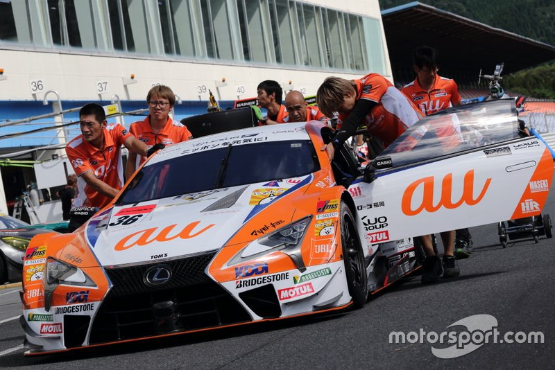 #36 au TOM’S LC500