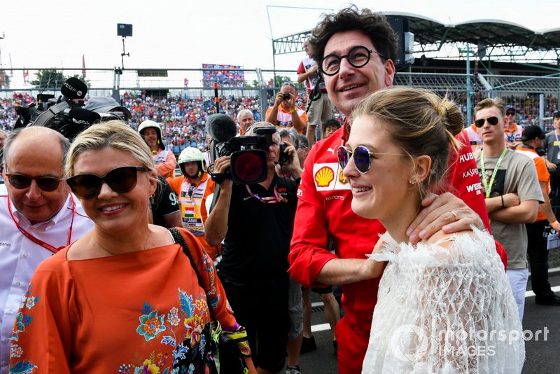 Corinna Schumacher, Gina-Maria Schumacher e Mattia Binotto, Team Principal Ferrari festeggiano la vittoria in F2 di Mick Schumacher