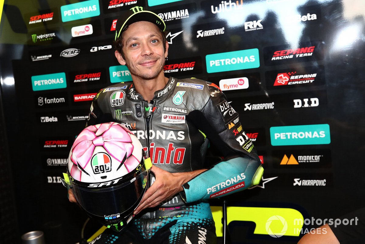 Шлем Валентино Росси , Petronas Yamaha SRT
