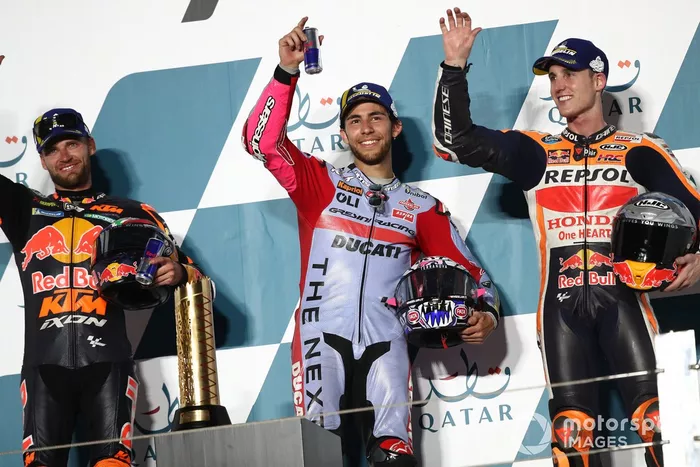Podio: Ganador de la carrera Enea Bastianini, Gresini Racing, segundo lugar Brad Binder, Red Bull KTM Factory Racing, tercer lugar Pol Espargaró, Repsol Honda Team 