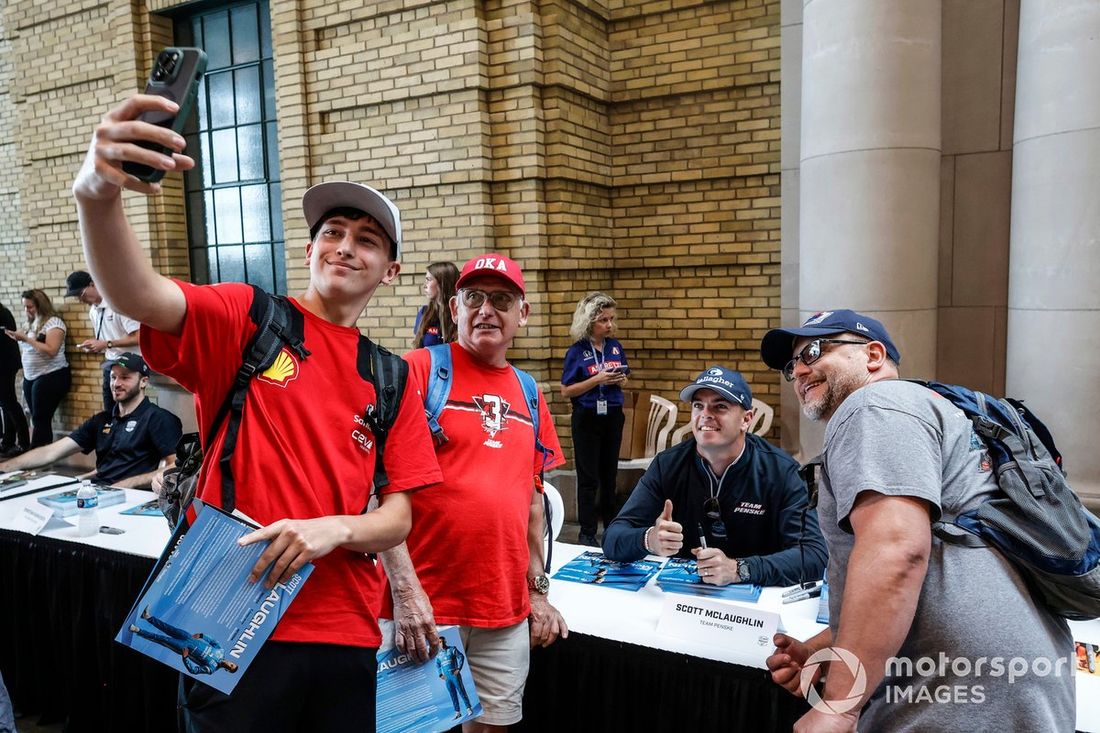 Scott McLaughlin, Equipo Penske Chevrolet