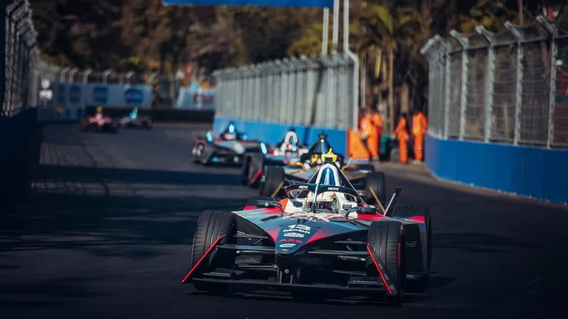 Pascal Wehrlein, Formula E works driver, Porsche 99X Electric Gen3, Hyderabad E-Prix, Hyderabad, India, 2023, Porsche AG

© 2023 Dr. Ing. h.c. F. Porsche AG
