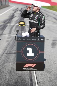 Yarış galibi Valtteri Bottas, Mercedes-AMG Petronas F1