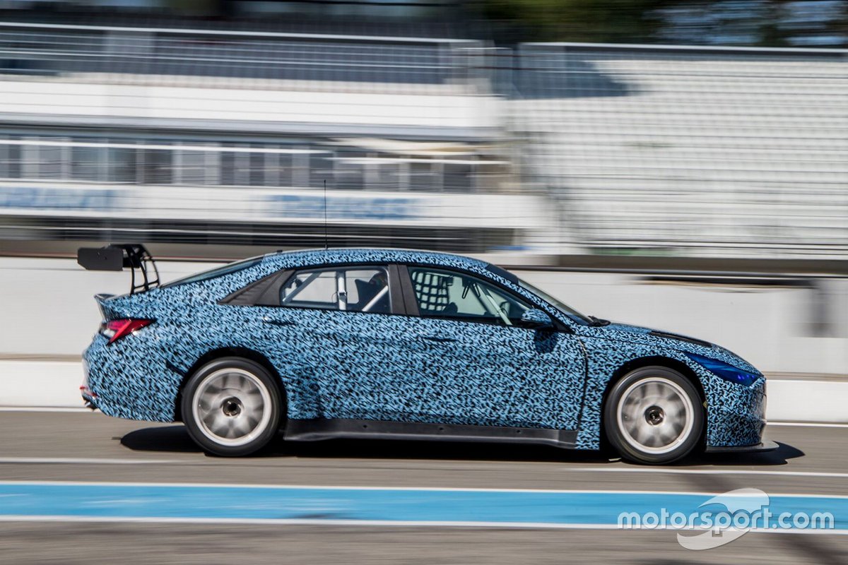 Hyundai Elantra N TCR