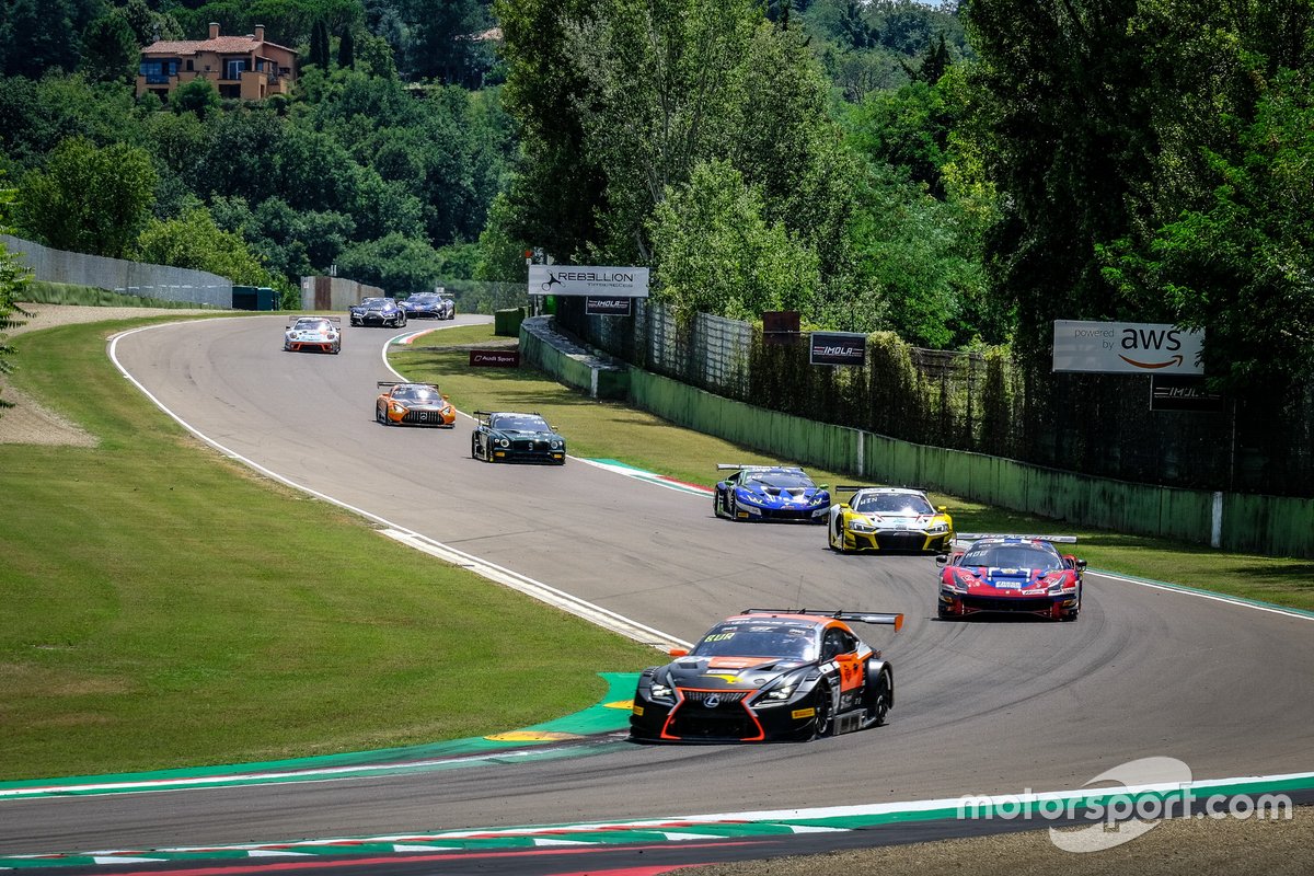 #15 Tech 1 Racing Lexus RC F GT3: Timothé Buret, Thomas Neubauer, Aurélien Panis