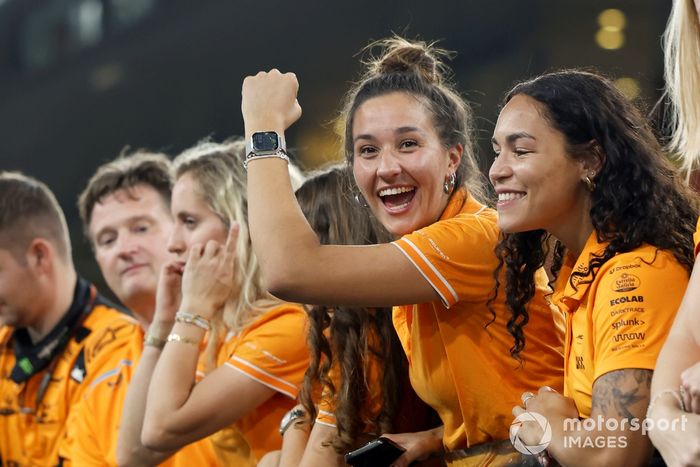 Zespół McLaren świętuje