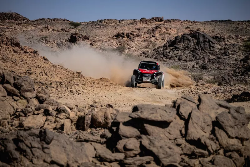 #Team BBR Taurus 305 : Dania Akeel, Stephane Duple