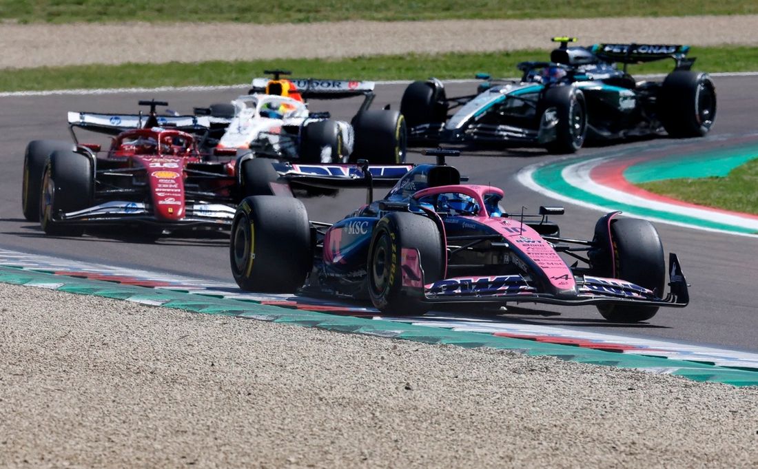 Charles Leclerc, Ferrari, Pierre Gasly, Alpine