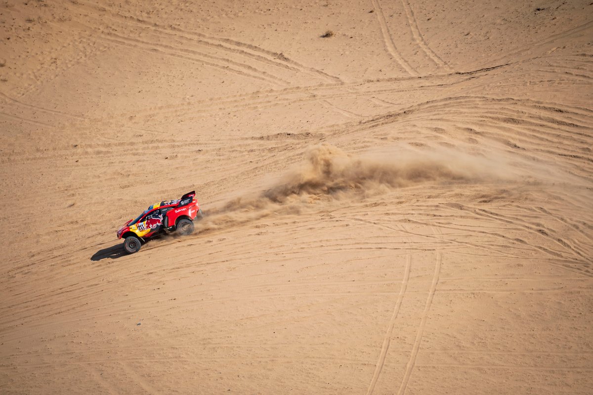 #211 Bahrain Raid Xtreme Prodrive: Sebastien Loeb, Fabian Lurquin