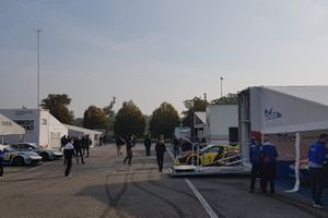 Atmosfera nel paddock