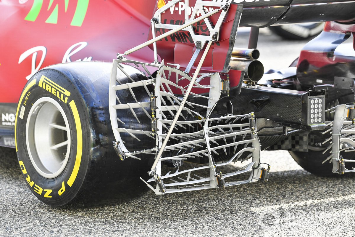 Detalle trasero del Ferrari SF21