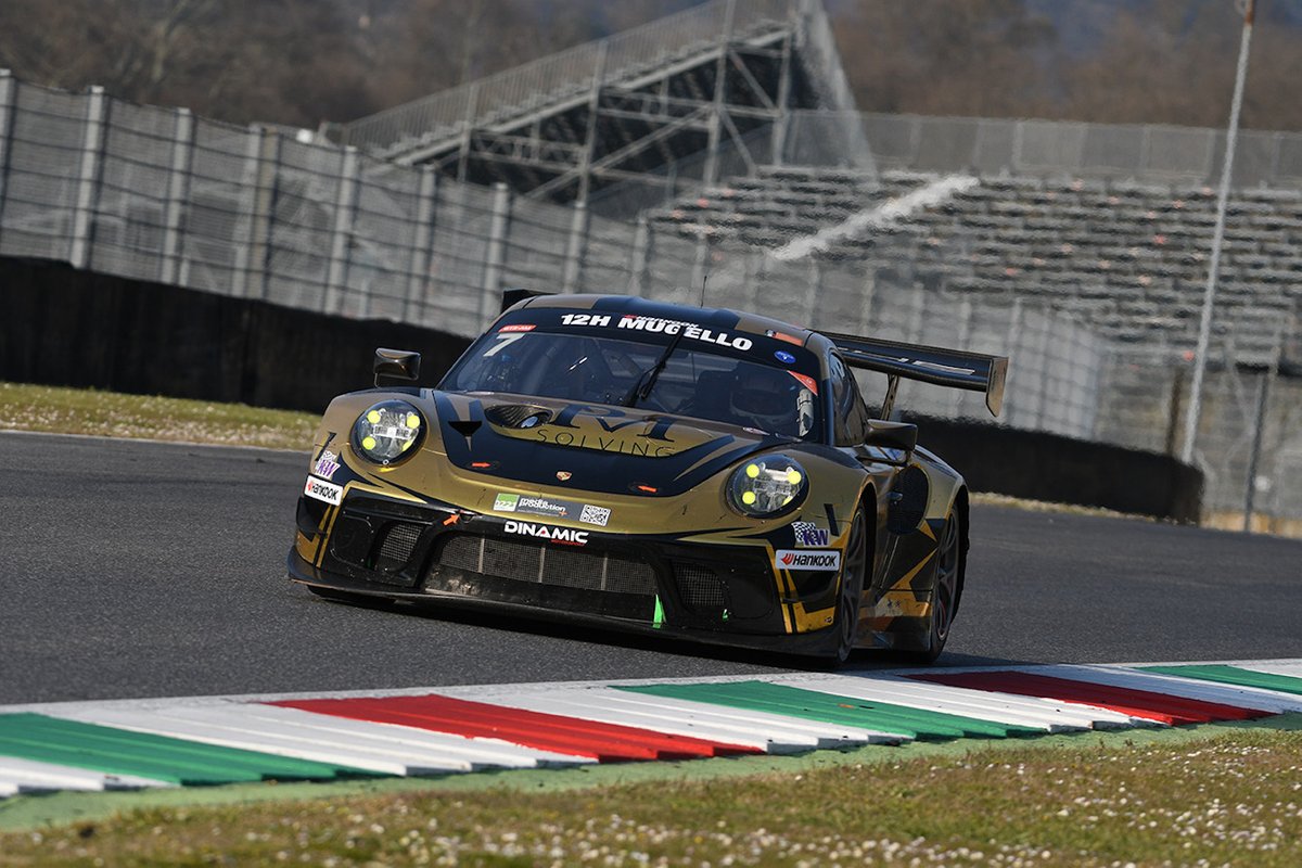 #7 Dinamic Motorsport: Roberto Pampanini, Mauro Calamia, Ivan Jacoma, Porsche 911 GT3 R
