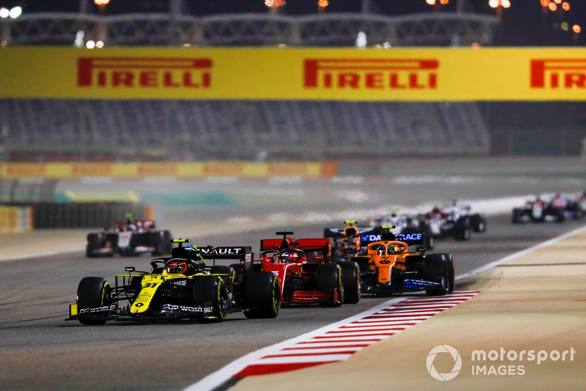 Esteban Ocon, Renault F1 Team R.S.20, Sebastian Vettel, Ferrari SF1000, Alex Albon, Red Bull Racing RB16