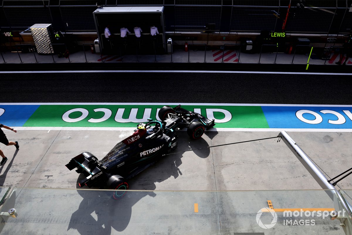 Valtteri Bottas, Mercedes W12, leaves the garage