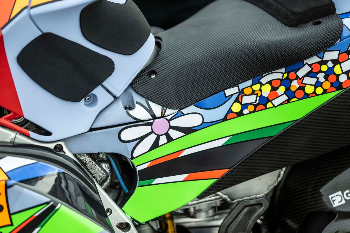La nuova livrea del Gresini Racing