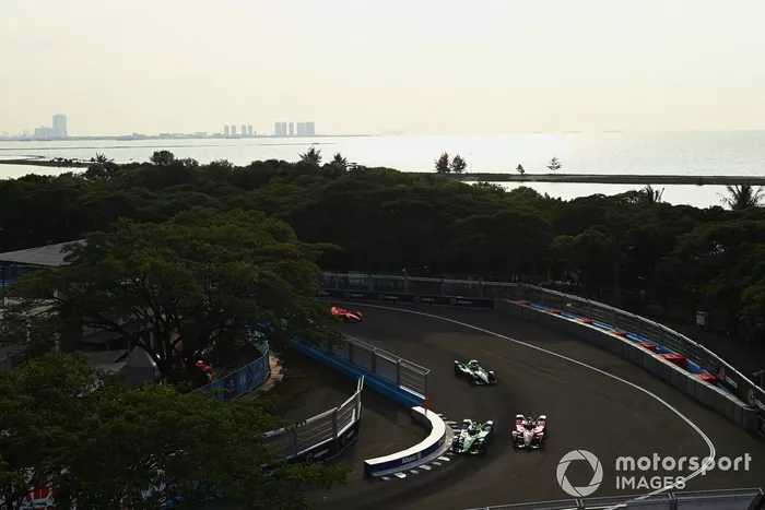 Nick Cassidy, Envision Racing, Audi e-tron FE07, Maximilian Gunther , Nissan e.dams, Nissan IM03, Robin Frijns, Envision Racing, Audi e-tron FE07