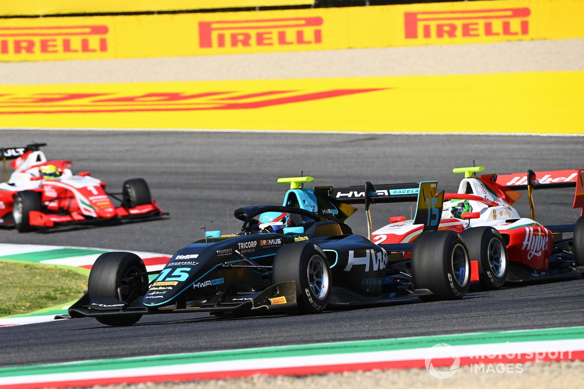 Jake Hughes, HWA Racelab precede Frederik Vesti, Prema Racing