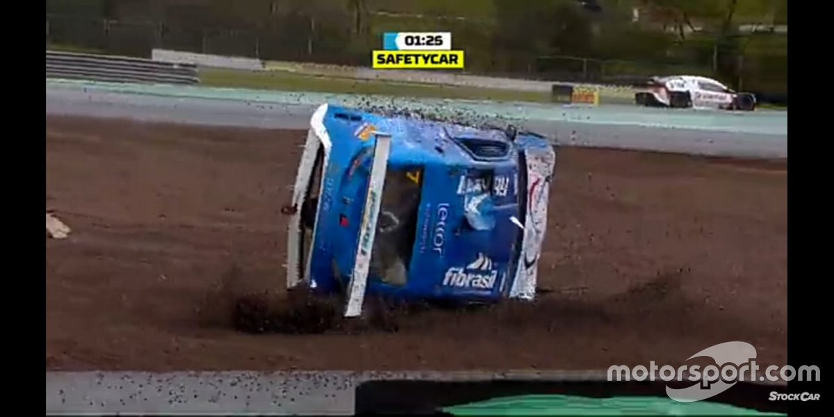 Dante Fibra capota na Stock Light em Interlagos
