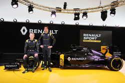 Kevin Magnussen, Renault Sport F1 Team avec Jolyon Palmer, Renault Sport F1 Team